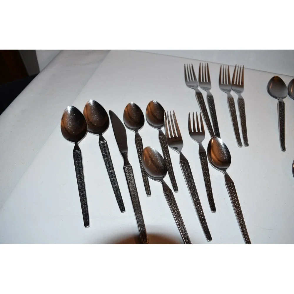 Ekco Eterna Xanadu Stainless Flat Ware MCM 25 Pieces mixed‎ lot